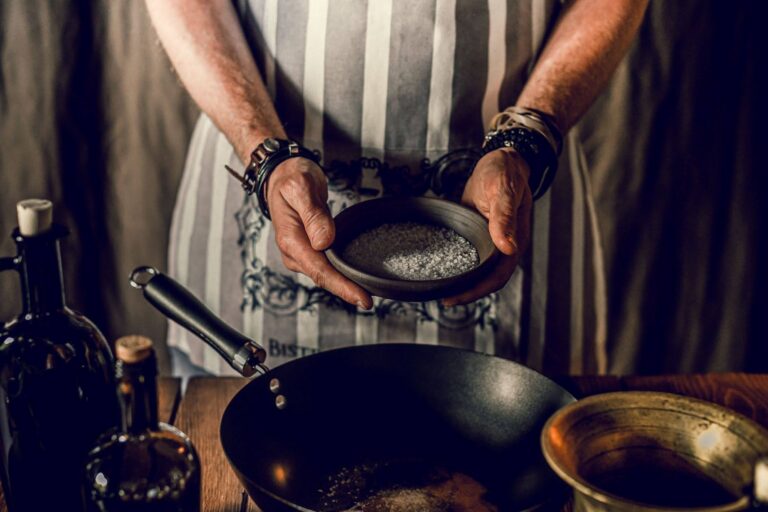 Top 5 Soy Sauce Substitutes (And When NOT to Use Them)